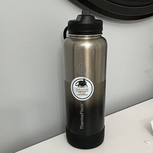 ThermoFlask Stainless Steel Water Bottle